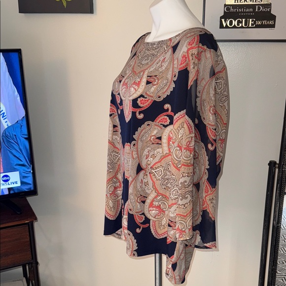 Dress Barn Navy and Coral Paisley Blouse - Picture 2 of 6